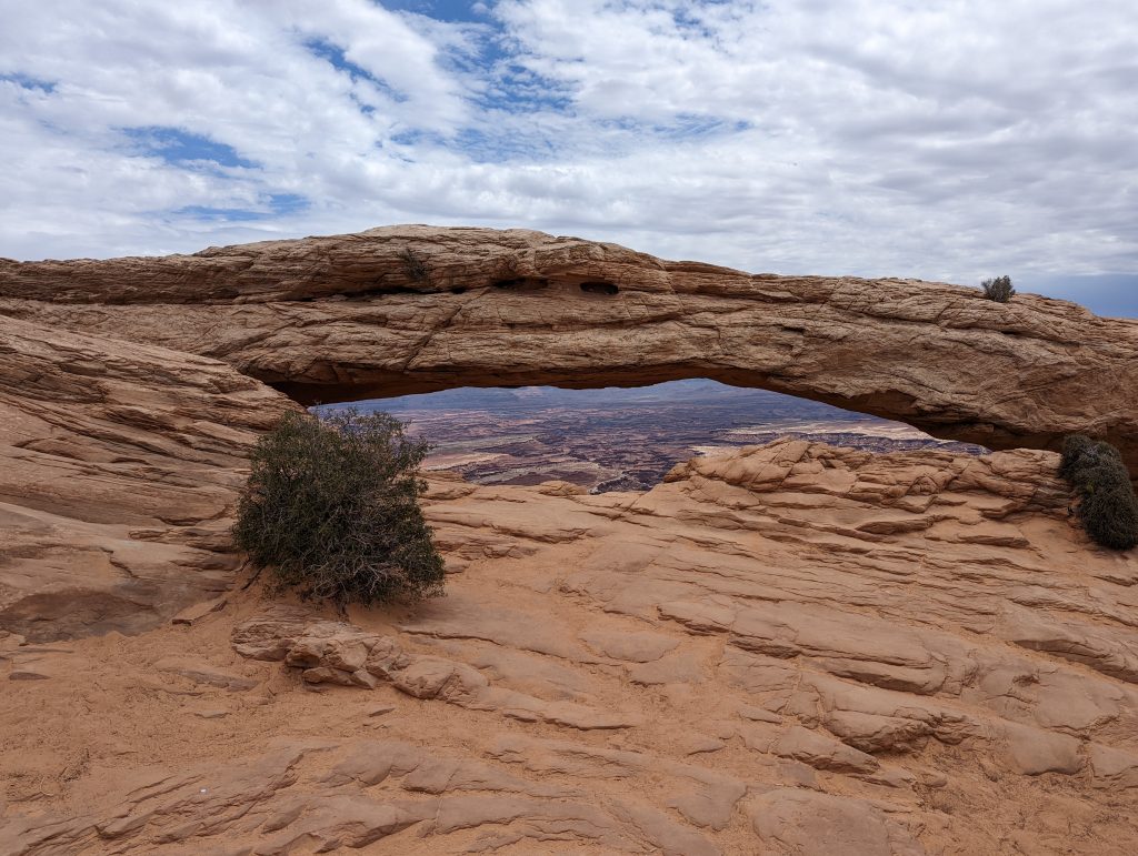 Canyonlands National park Mesa arch
